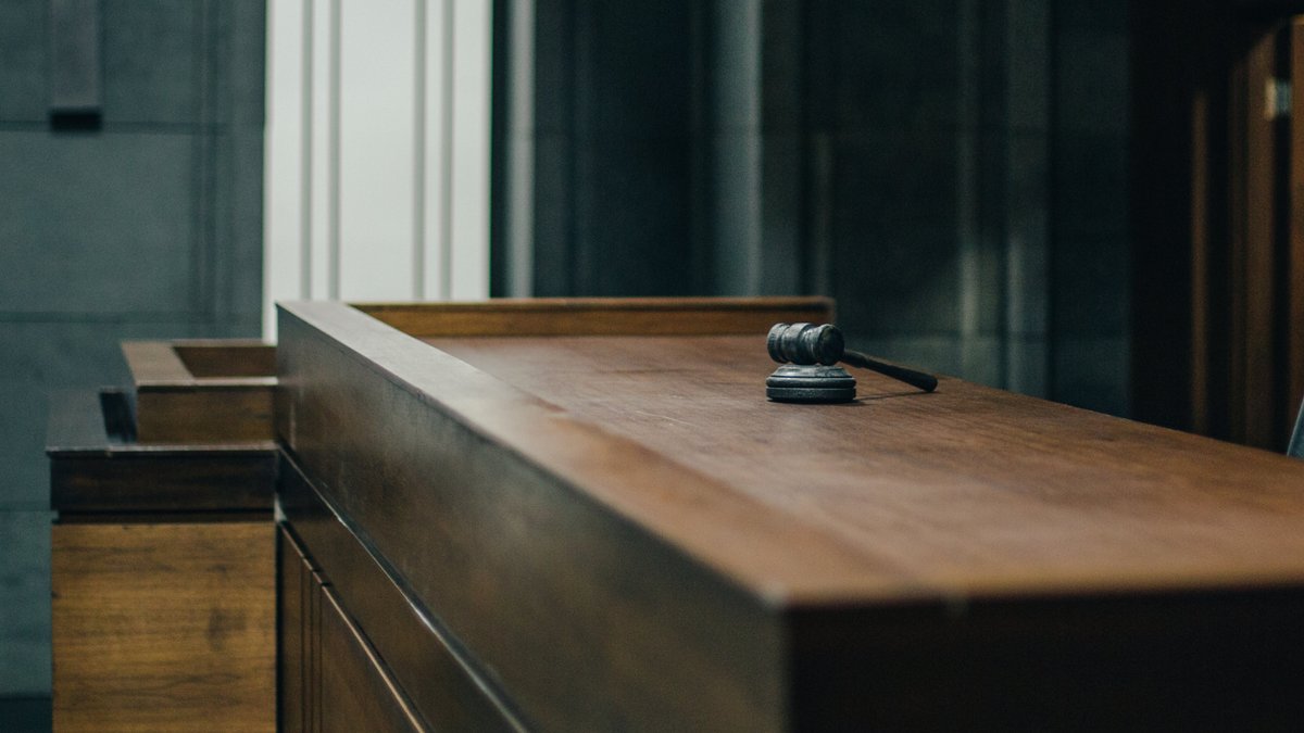 ELL PARTNERSHIP - Law Firm